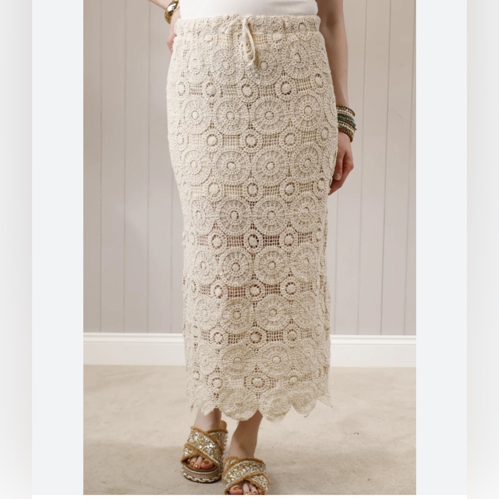 Kings Road Cream Crochet A-Line Midi Skirt with Tie Front NWT Women’s Size Med